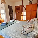Bobrowniki Alojamento de Turismo Rural Szczytna
