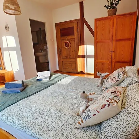 Bobrowniki Alloggio per agriturismo Szczytna