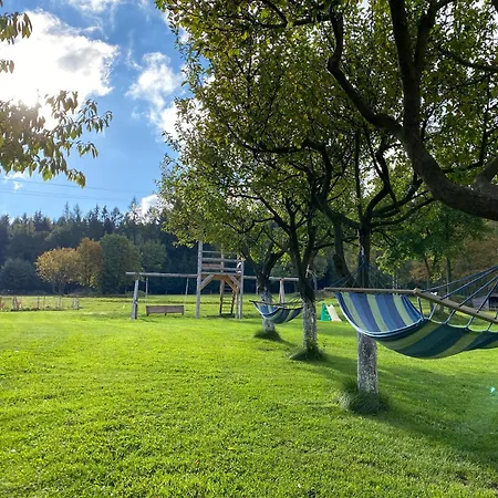 Bobrowniki * Szczytna