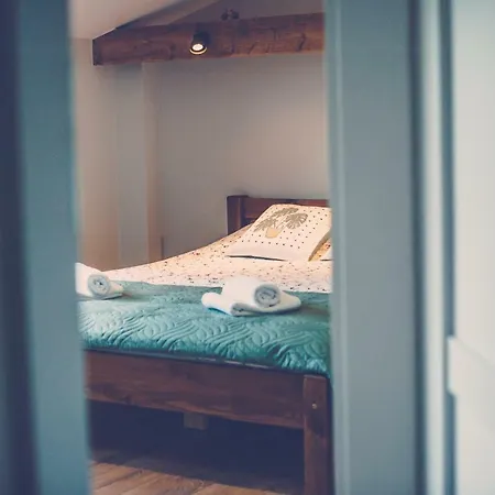 Farma Bobrowniki Szczytna