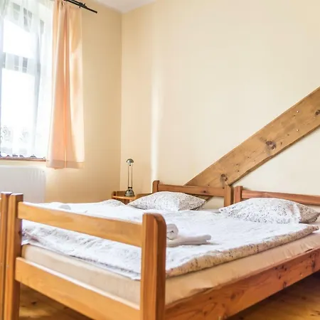 Bobrowniki Farma Szczytna