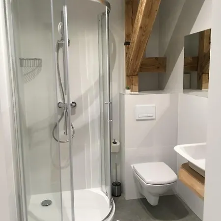 Bobrowniki Щитна