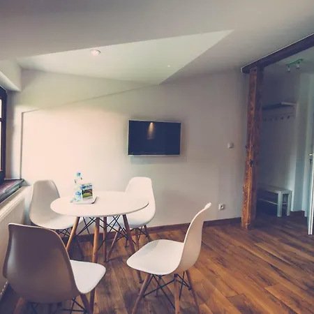 Bobrowniki Фермерский дом *