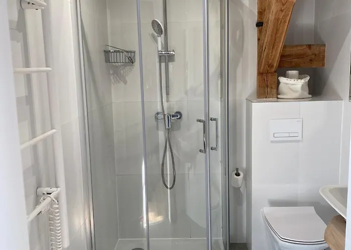 Bobrowniki Фермерский дом