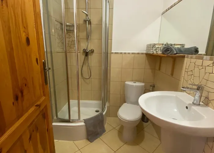 Bobrowniki Щитна