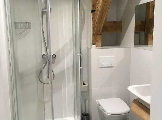 Bobrowniki Щитна